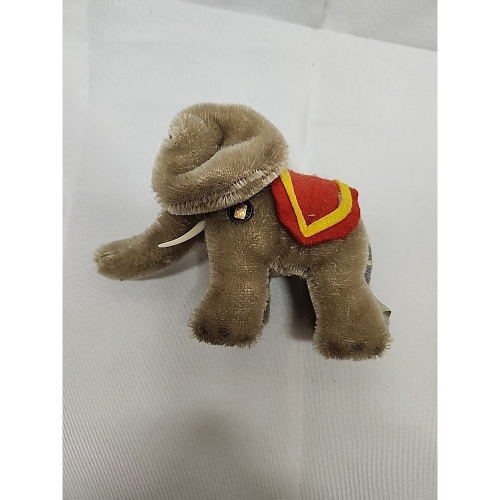 Grisly Elephant ID Button Felt Saddles With Tusks 5 Inches 810/10 - Picture 3 of 5